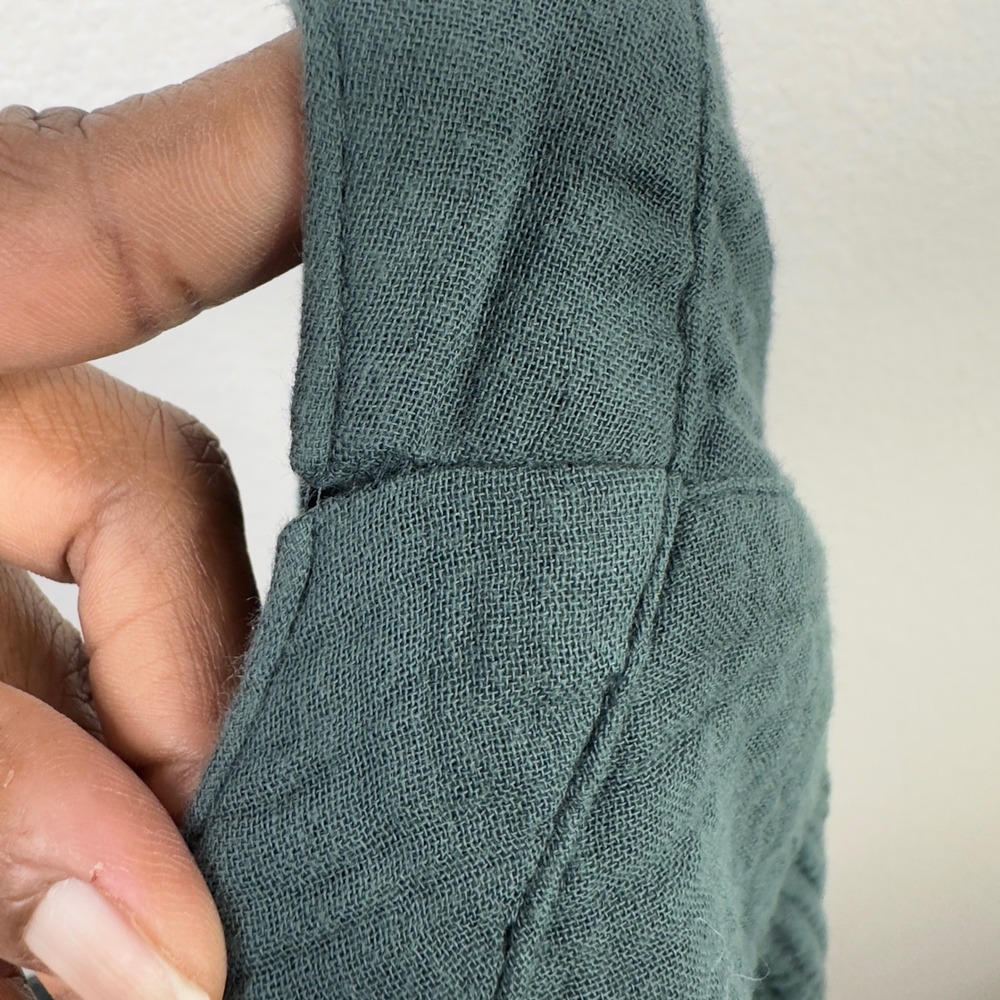 Madewell Shirt Womens S Green Textured Gauzy Henley‎ Minimalist Boho Neutral - Picture 8 of 8